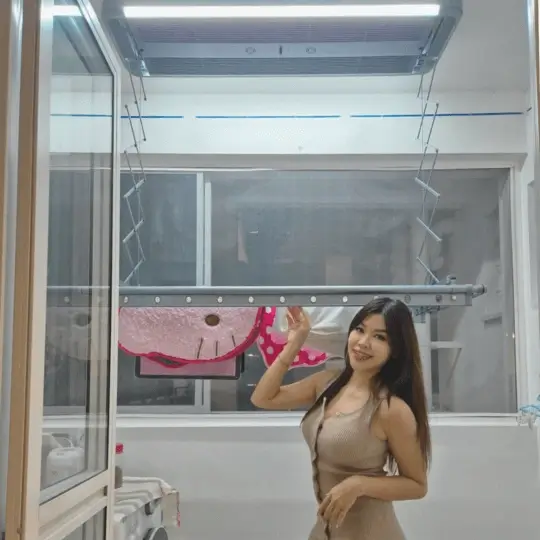 Customer with drying rack